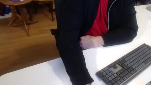 Snapshot of 69pifpaf chatting on 12.17.24 69pifpaf online show from 12.17.24