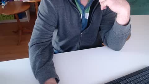 Snapshot of 69pifpaf chatting on 02.14.25 69pifpaf online show from 02.14.25