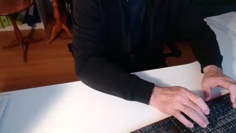 Snapshot of 69pifpaf chatting on 02.23.25 69pifpaf online show from 02.23.25