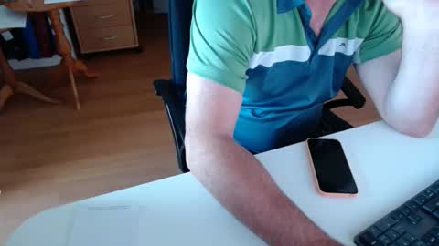 Snapshot of 69pifpaf chatting on 09.12.25 69pifpaf online show from 09.12.25