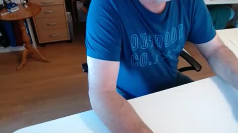 Snapshot of 69pifpaf chatting on 10.13.25 69pifpaf online show from 10.13.25