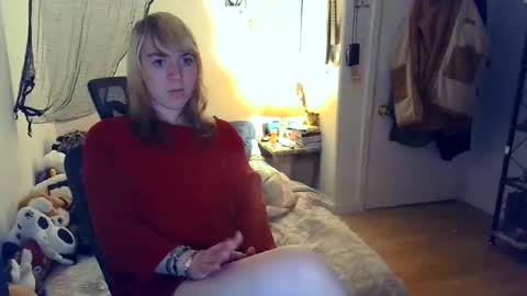 Snapshot of 6aosii4n8 chatting on 03.25.26 maude online show from 03.25.26