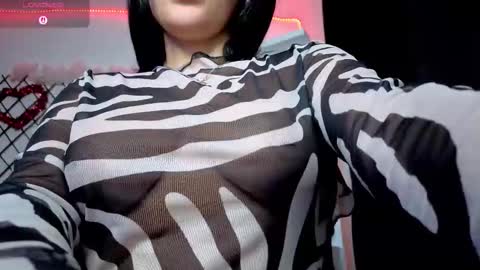 Snapshot of 6gaaby chatting on 11.18.25 6gaaby online show from 11.18.25