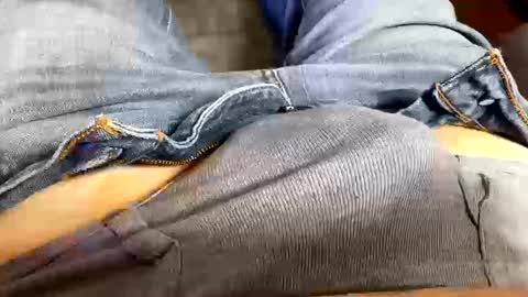 6inchboytoy online show from 10.17.25