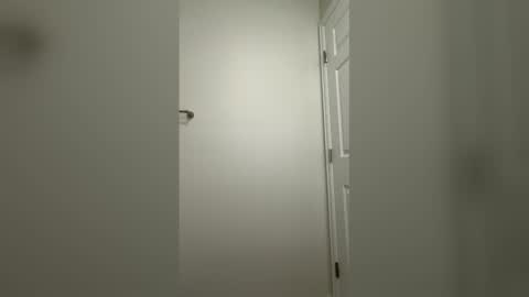 Snapshot of 6inchthrobber chatting on 04.01.26 Daddy online show from 04.01.26