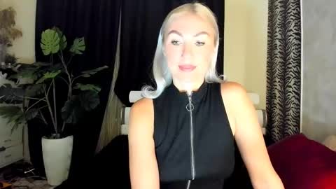 Snapshot of 6noangel66 chatting on 10.04.25 SABOTAGE online show from 10.04.25