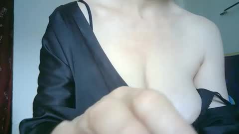 Snapshot of 77lilu chatting on 05.09.26 Lilu online show from 05.09.26