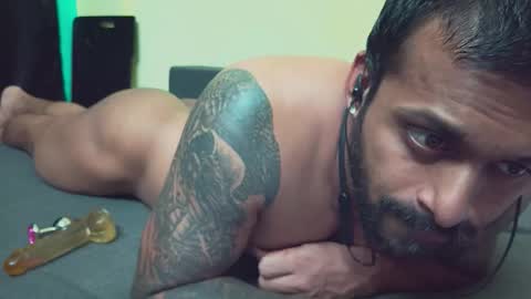 Snapshot of 7inchairyuncutindianhunk chatting on 10.13.25 Ayush online show from 10.13.25