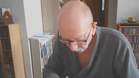  Papi  online show from 11.03.25