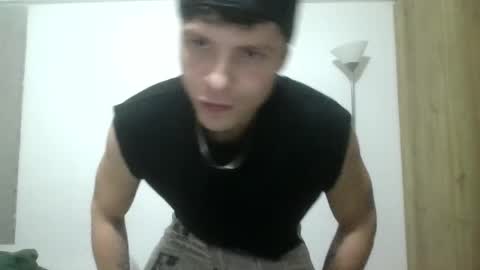Snapshot of 82tomas chatting on 04.29.26 82tomas online show from 04.29.26