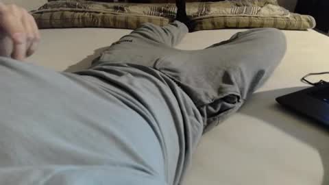 Snapshot of 87johnny chatting on 12.19.24 87johnny online show from 12.19.24