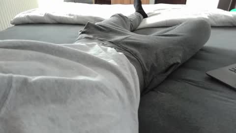 Snapshot of 87johnny chatting on 02.16.25 87johnny online show from 02.16.25