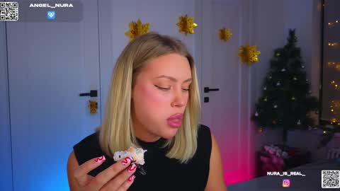 Snapshot of 88_nura chatting on 12.28.24 Nura online show from 12.28.24