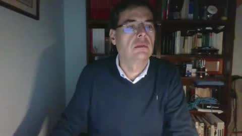 Snapshot of 8age chatting on 01.21.25 8age online show from 01.21.25