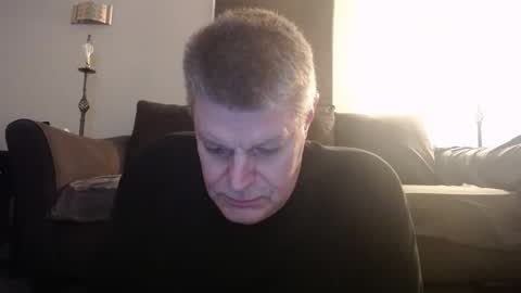 Snapshot of 989guy chatting on 04.21.26 989guy online show from 04.21.26