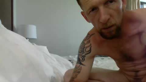 Snapshot of 9_25 chatting on 06.06.26 8over6 online show from 06.06.26