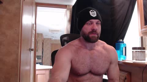 9 fat inches online show from 03.07.25