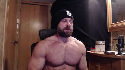 9 fat inches online show from 03.11.25