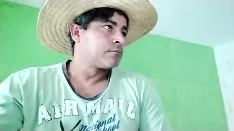 Snapshot of 9vinhocamshow chatting on 01.21.25 9vinhocamshow online show from 01.21.25