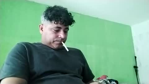 Snapshot of 9vinhocamshow chatting on 01.28.25 9vinhocamshow online show from 01.28.25