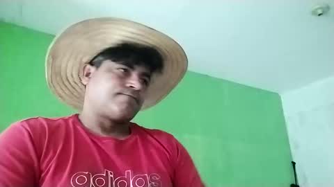 Snapshot of 9vinhocamshow chatting on 02.16.25 9vinhocamshow online show from 02.16.25