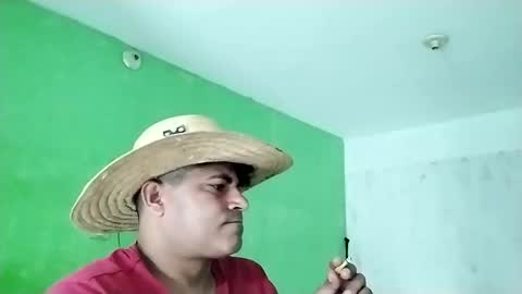 Snapshot of 9vinhocamshow chatting on 02.26.25 9vinhocamshow online show from 02.26.25