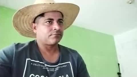 Snapshot of 9vinhocamshow chatting on 02.27.25 9vinhocamshow online show from 02.27.25