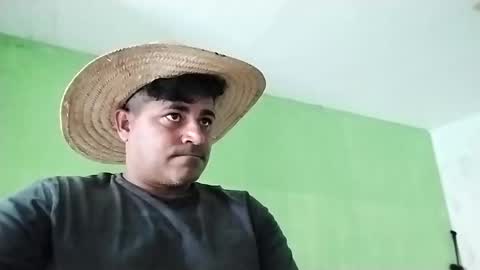 Snapshot of 9vinhocamshow chatting on 02.27.25 9vinhocamshow online show from 02.27.25