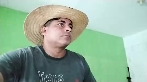 Snapshot of 9vinhocamshow chatting on 03.01.25 9vinhocamshow online show from 03.01.25