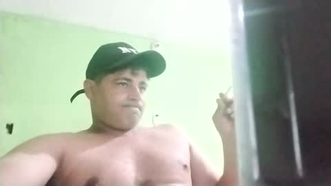 Snapshot of 9vinhocamshow chatting on 03.05.25 9vinhocamshow online show from 03.05.25