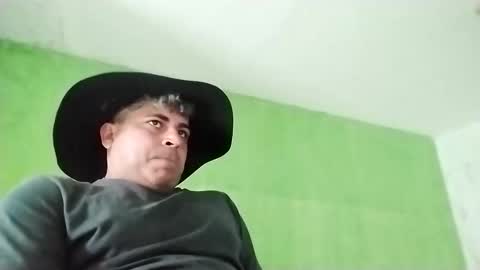 Snapshot of 9vinhocamshow chatting on 09.08.25 9vinhocamshow online show from 09.08.25