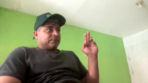 Snapshot of 9vinhocamshow chatting on 09.09.25 9vinhocamshow online show from 09.09.25