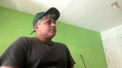 Snapshot of 9vinhocamshow chatting on 09.12.25 9vinhocamshow online show from 09.12.25