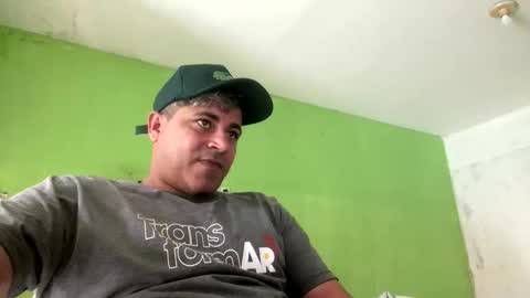 Snapshot of 9vinhocamshow chatting on 09.13.25 9vinhocamshow online show from 09.13.25