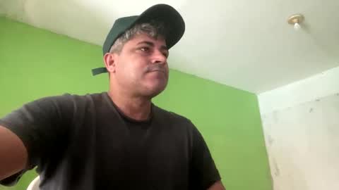 Snapshot of 9vinhocamshow chatting on 09.14.25 9vinhocamshow online show from 09.14.25