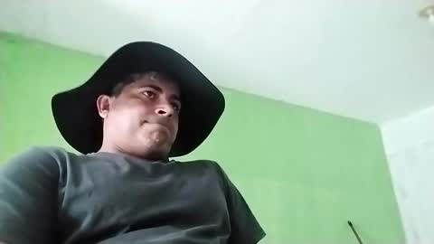 Snapshot of 9vinhocamshow chatting on 09.20.25 9vinhocamshow online show from 09.20.25