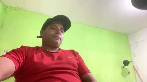 Snapshot of 9vinhocamshow chatting on 09.27.25 9vinhocamshow online show from 09.27.25