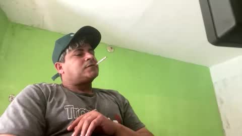 Snapshot of 9vinhocamshow chatting on 10.07.25 9vinhocamshow online show from 10.07.25