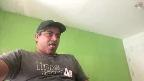 Snapshot of 9vinhocamshow chatting on 10.30.25 9vinhocamshow online show from 10.30.25