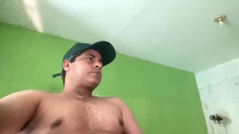 Snapshot of 9vinhocamshow chatting on 11.05.25 9vinhocamshow online show from 11.05.25