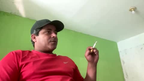 Snapshot of 9vinhocamshow chatting on 11.10.25 9vinhocamshow online show from 11.10.25