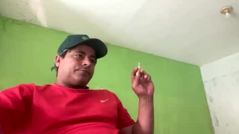 Snapshot of 9vinhocamshow chatting on 11.14.25 9vinhocamshow online show from 11.14.25