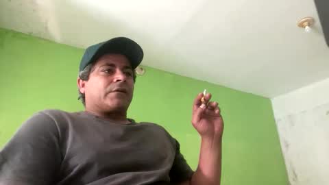 Snapshot of 9vinhocamshow chatting on 11.30.25 9vinhocamshow online show from 11.30.25