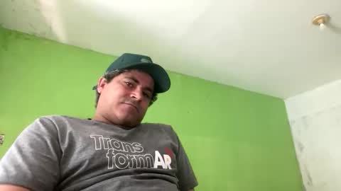 Snapshot of 9vinhocamshow chatting on 12.01.25 9vinhocamshow online show from 12.01.25