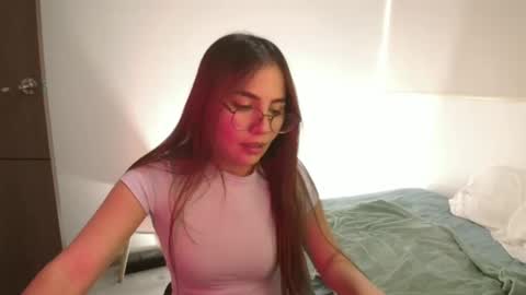 Snapshot of _abbyyyy_ chatting on 10.17.25 abby 3 online show from 10.17.25