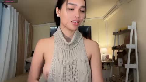 Snapshot of _agatha69_ chatting on 06.17.26 agatha online show from 06.17.26