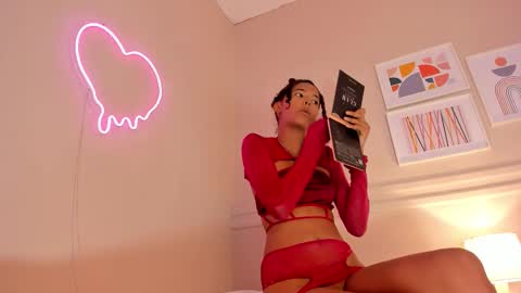 _aleja_x online show from 10.13.25