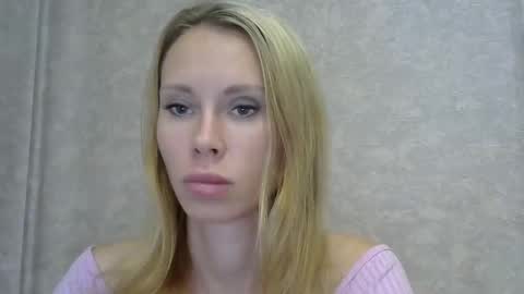 Snapshot of _alex1819 chatting on 09.19.25 _alex1819 online show from 09.19.25