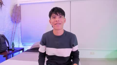 Snapshot of _alexandersawyer_ chatting on 10.24.25 Alexander online show from 10.24.25