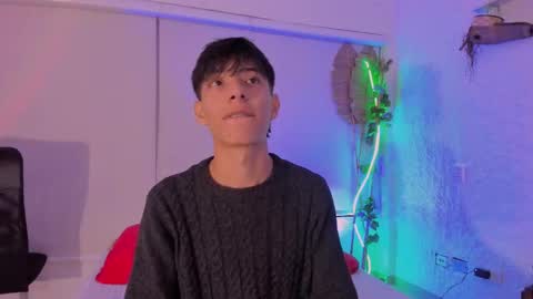 Snapshot of _alexandersawyer_ chatting on 10.25.25 Alexander online show from 10.25.25